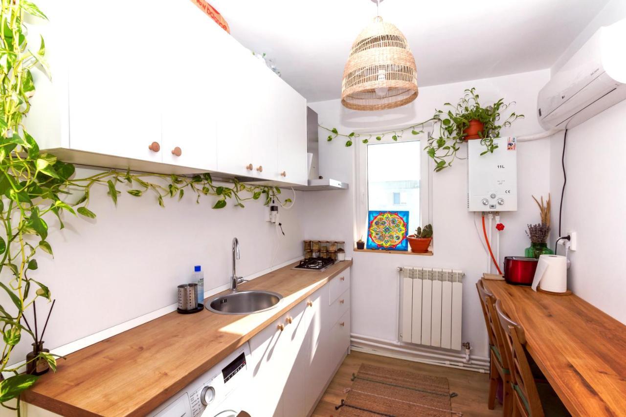 Apartamentul Cu Plante Etaj 4 Mangalia Exteriör bild
